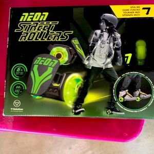 NEW NEON  street rollers